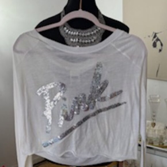 VS Pink bling cropped t-shirt - Picture 2 of 5